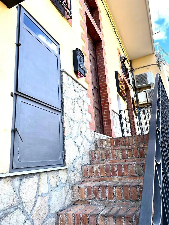 Апартаменты Enza'S Home Таормина